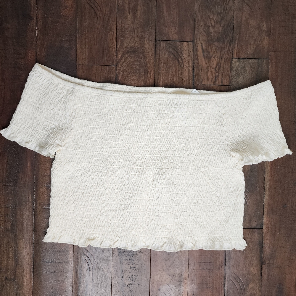 Magnolia Skye Off The Shoulder Cream Smocked Cropped Boho Festival Top Large